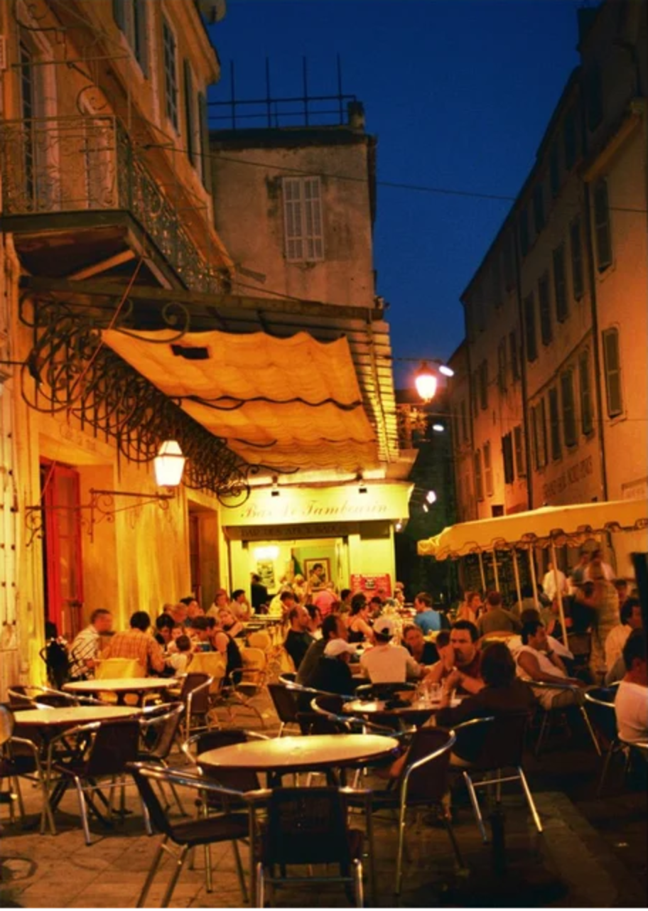 Content Image. Café Van Gogh, Arles, France. Fair Use