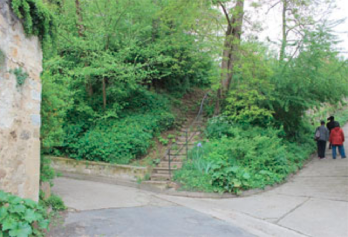 Content Image: Current view of stairway at Auvers. Photo by Alex Roediger. Fair Use